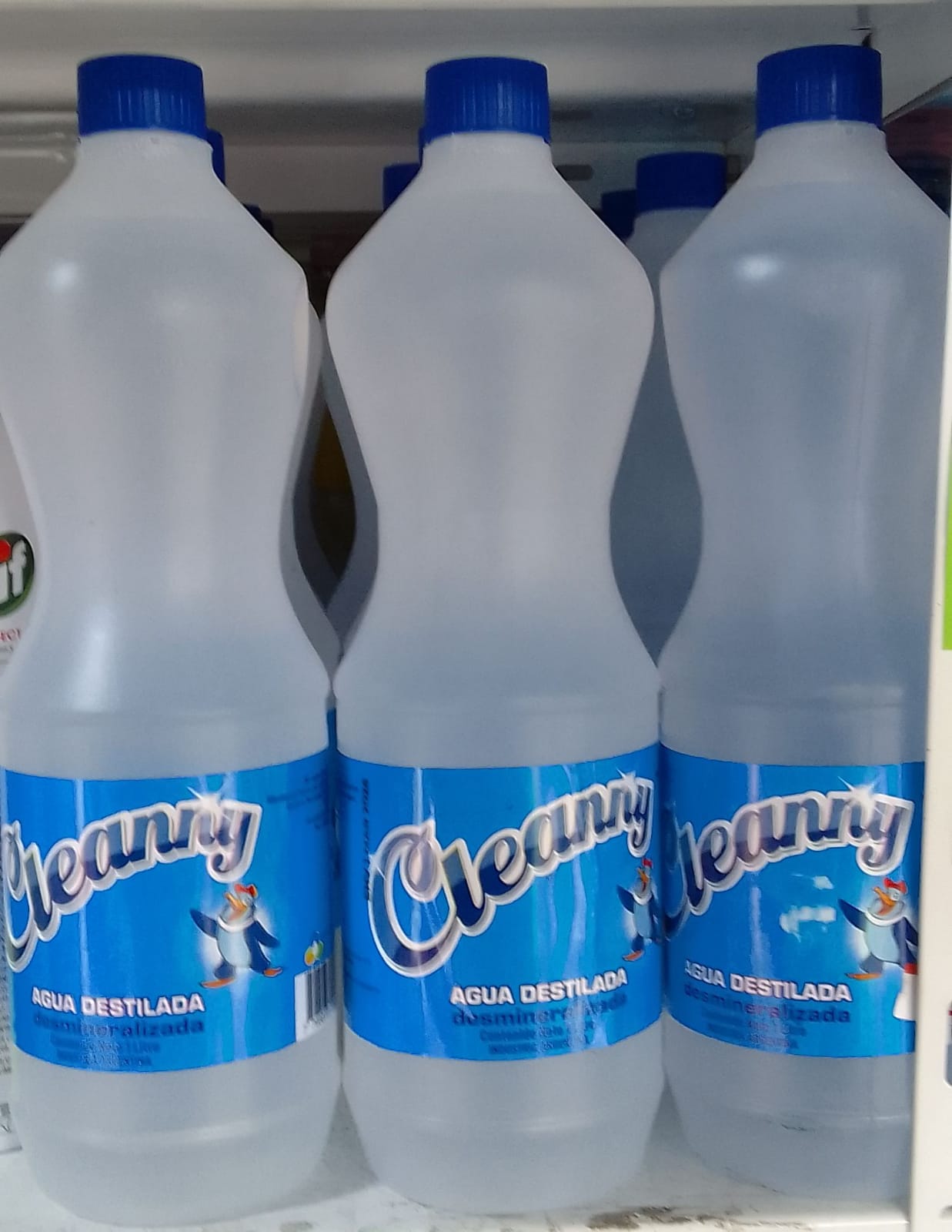 Producto placeholder de Agua destilada cleanny 1L