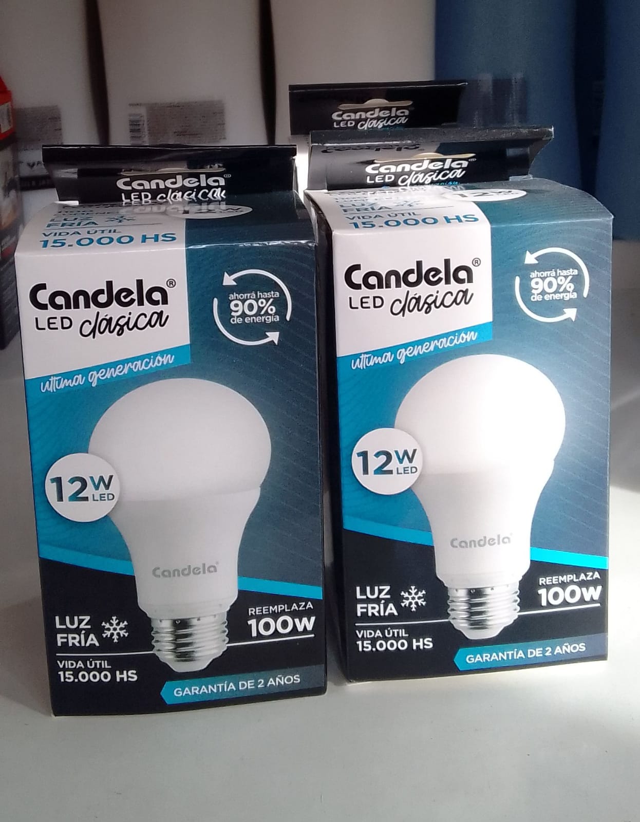 Producto placeholder de Candela luz fria 12W