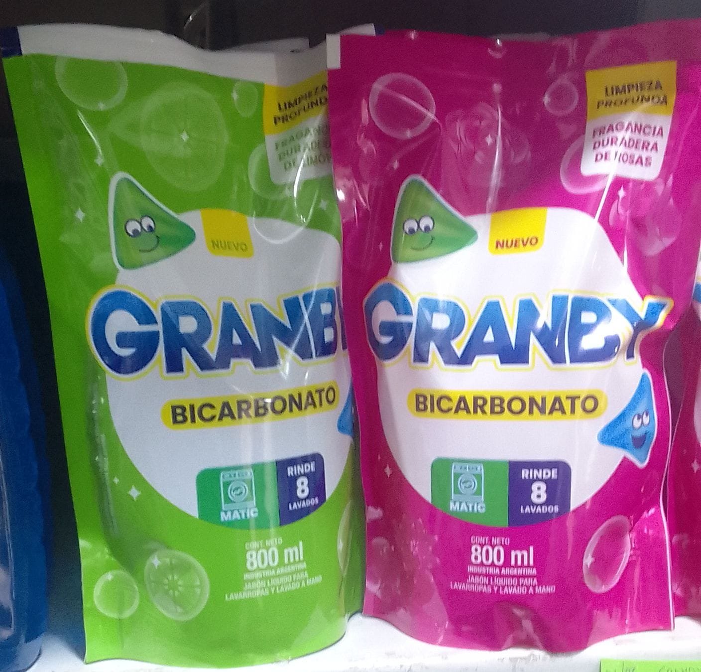 Producto placeholder de Jabon ropa matic liquido gramby rosas 800ml